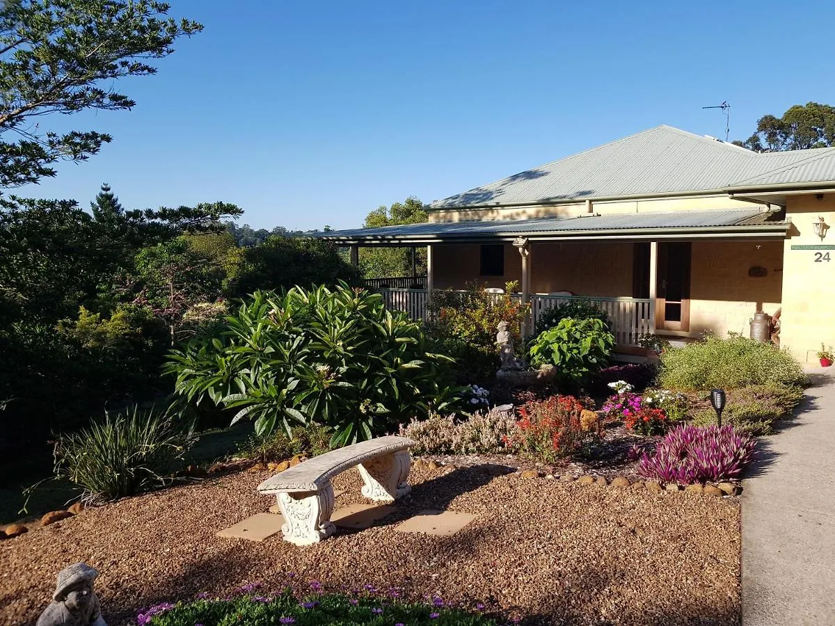 Gumtree House Montville Bed & Breakfast