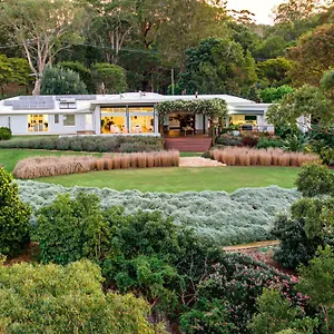 Holiday home The Jasmine At - Photo Shoot Location, Montville